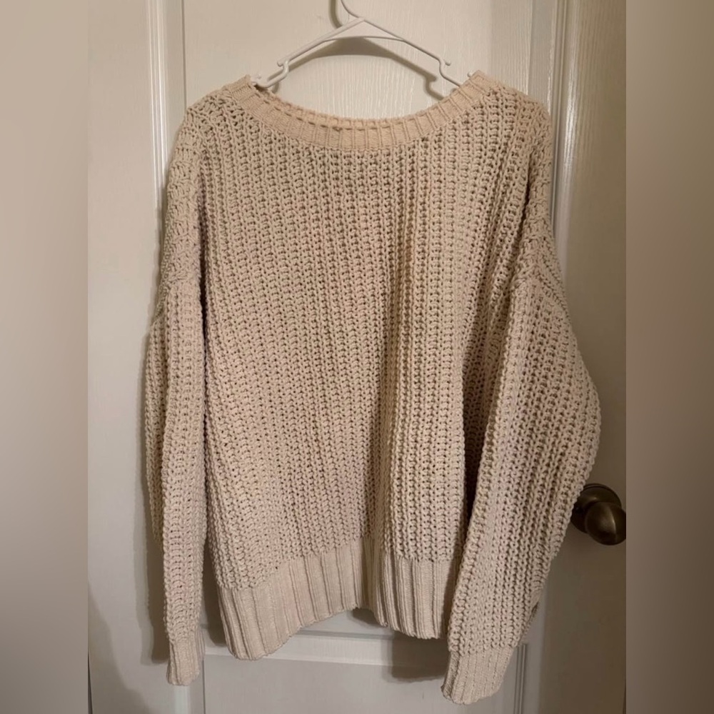 Aerie Cream Knit Crew Neck Sweater